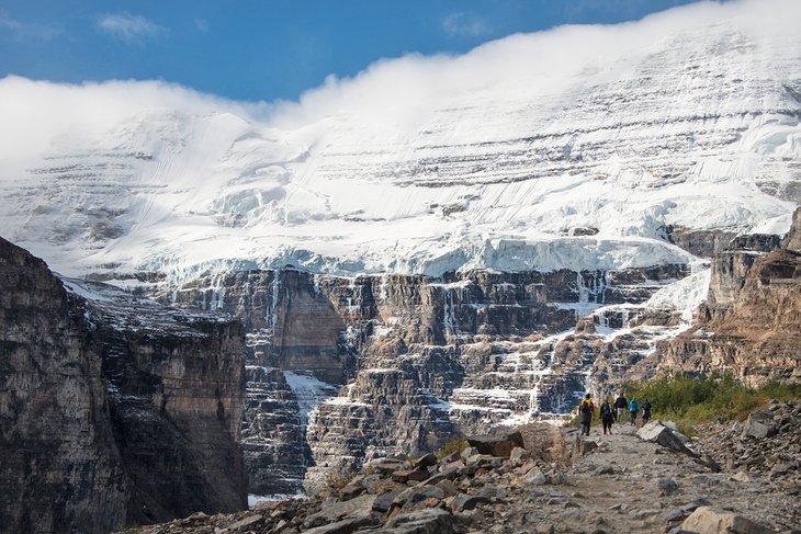 Sendero de caminata Plain of Six Glaciers