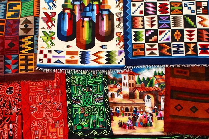 Teppiche auf dem Markt von Pisac