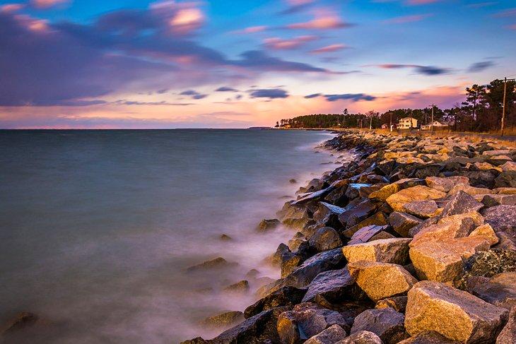 Bahía de Chesapeake al atardecer, en la Isla Tilghman, Maryland