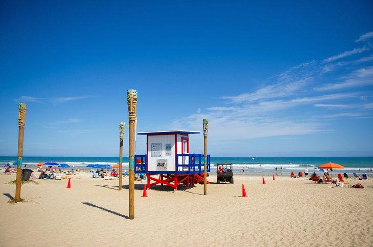 Tour de secours sur Cocoa Beach