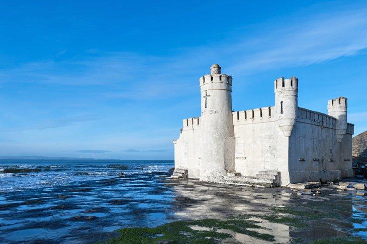 Los antiguos baños de acantilados en Enniscrone, Condado de Sligo