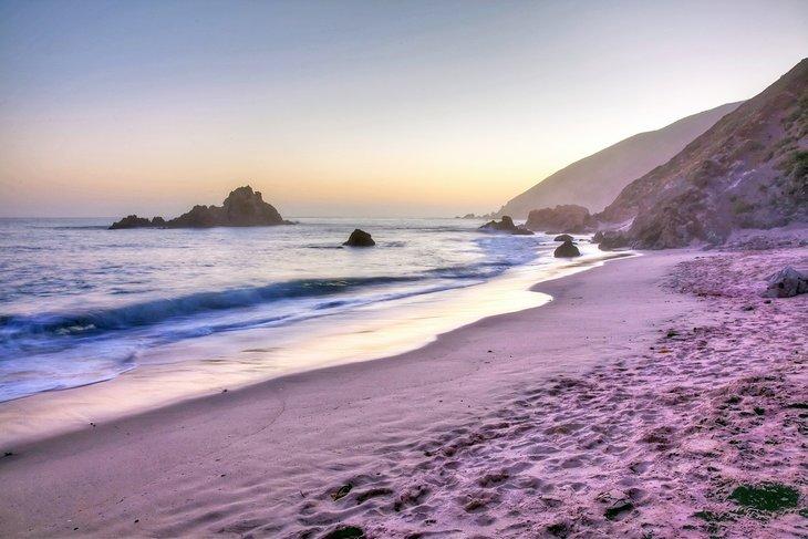 Pfeiffer Beach al atardecer