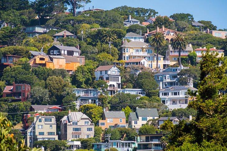 Casas en la colina en Sausalito