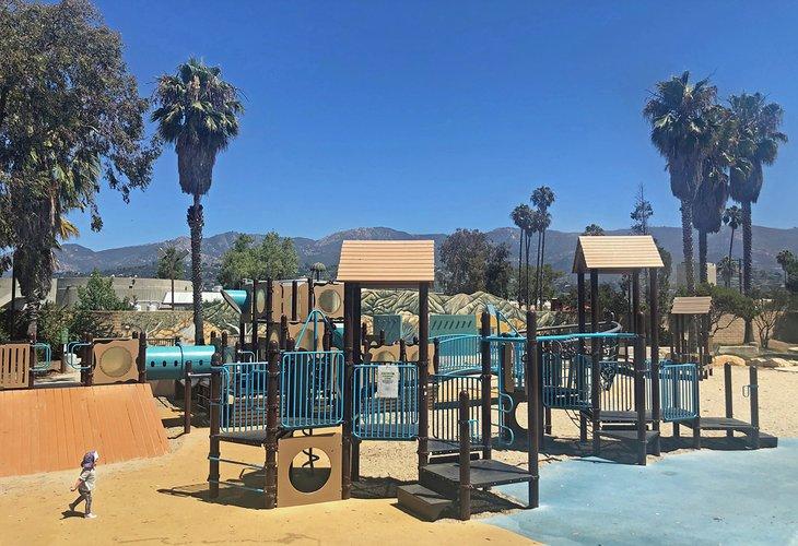 Parque Infantil Shipwreck en Chase Palm Park