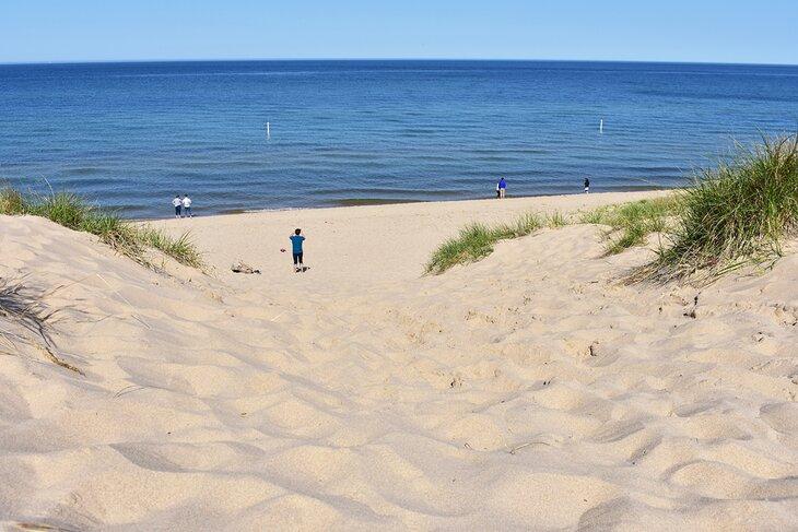 Holland State Park Strand