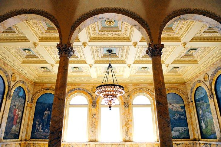 Interior de la Biblioteca Pública de Boston