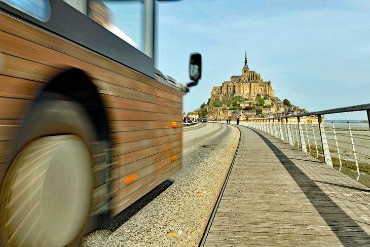 Autobús en dirección a Mont Saint-Michel