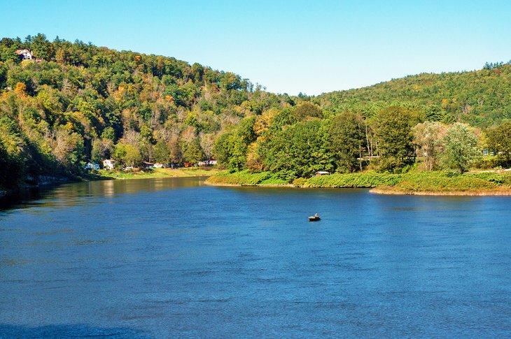 El río pintoresco y recreativo Upper Delaware