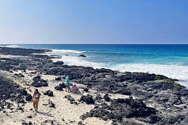 Manini'owali Strand
