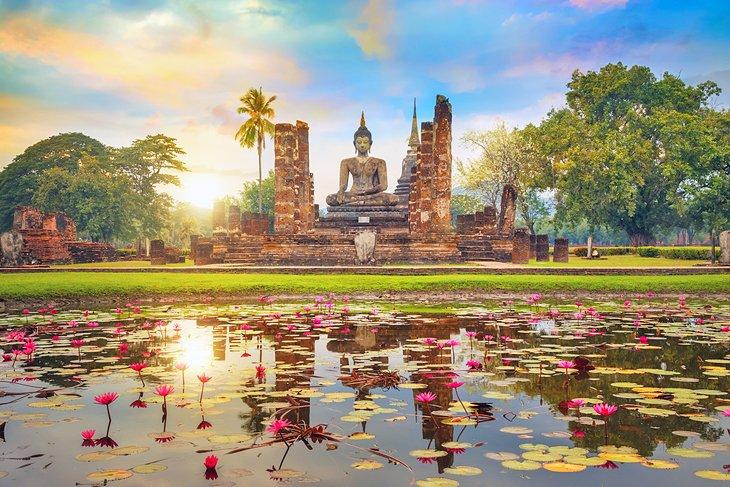 Wat Mahathat al atardecer