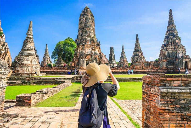 Turista fotografiando Ayutthaya