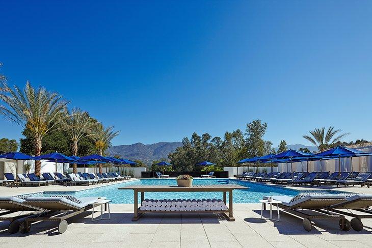 Piscina en el Ojai Valley Inn