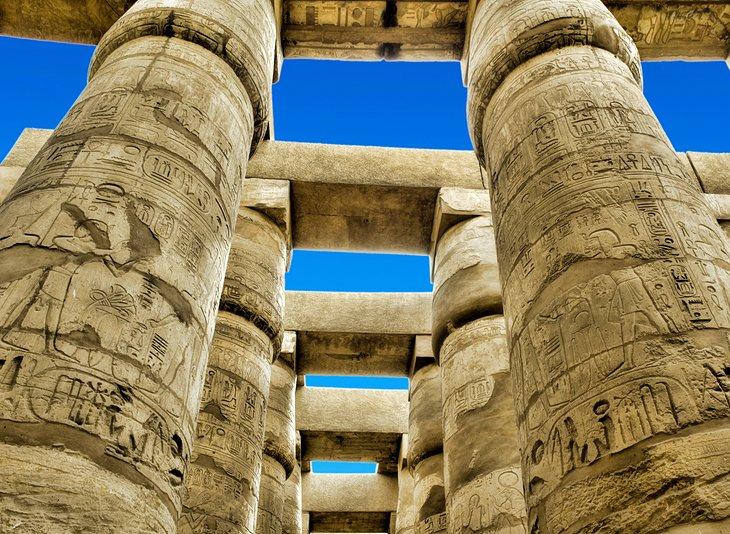 Las columnas y architraves de la Sala Hipostila