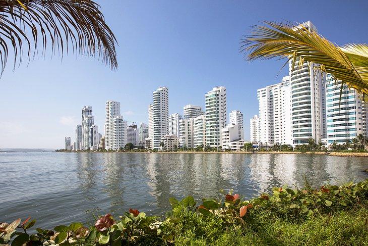 Torres a lo largo de Bocagrande, Cartagena