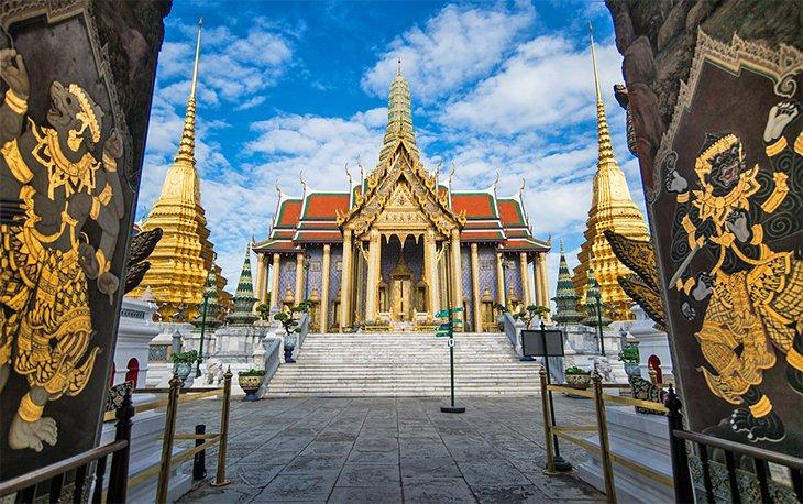 Eingang zum Smaragdtempel in Bangkok