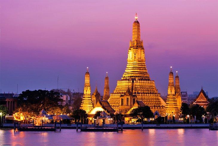 Wat Arun bei Dämmerung