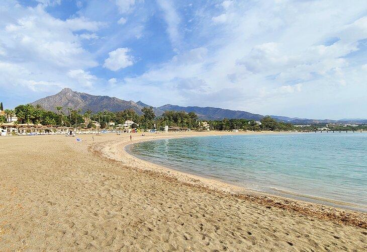 Playa Nagueles en la Costa del Sol