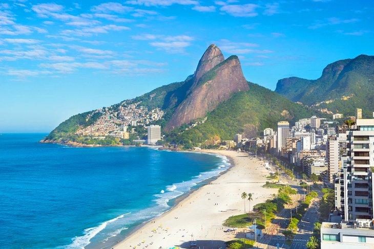 Vista aérea de Ipanema y la playa de Leblon