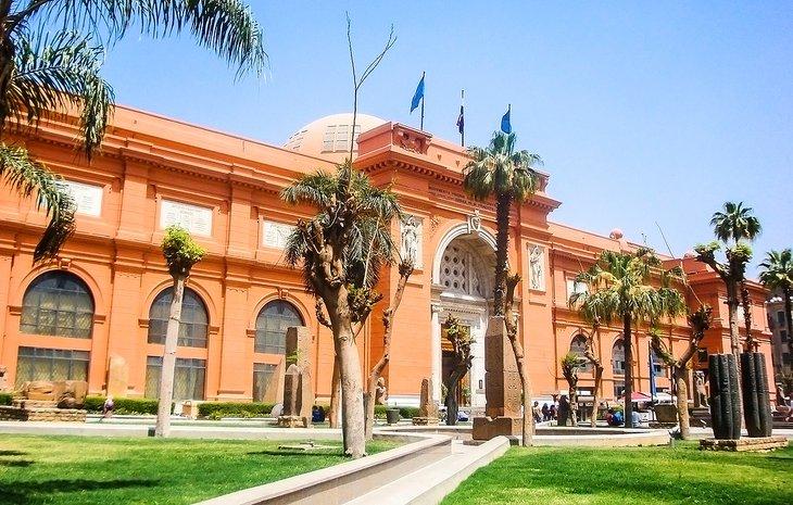 Exterior del Museo Egipcio