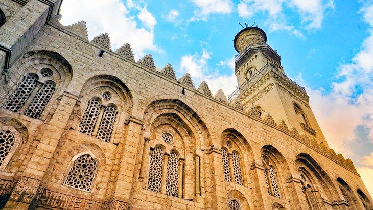 Calle Al-Muizz li-Din Allah