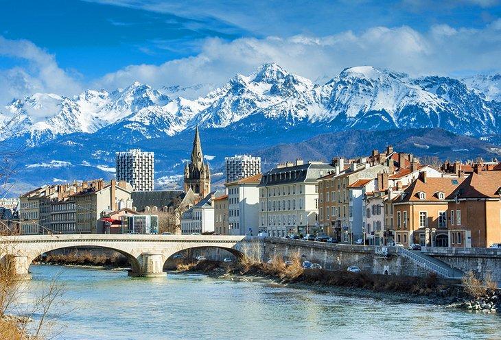 Sehenswürdigkeiten & Orte zum Besuchen in den Französischen Alpen