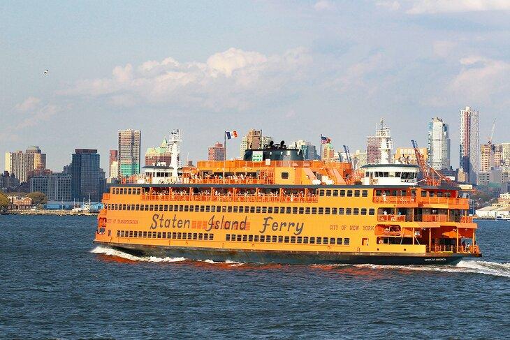 Recorriendo Nueva York por agua utilizando el sistema de ferry de NYC